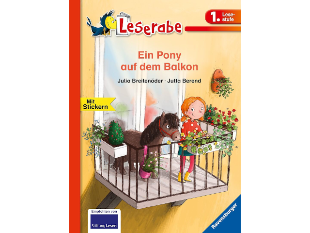 Ein Pony auf dem Balkon