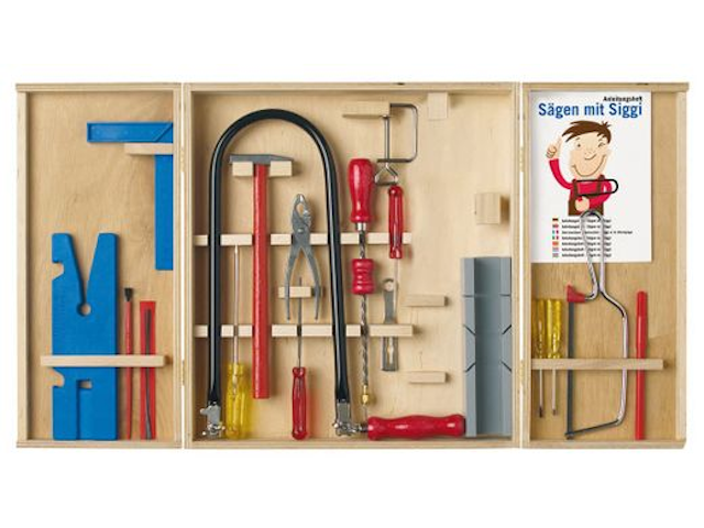 Laubsäge-und Werkzeugschrank