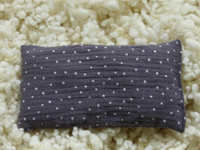 Erdbeerkernkissen dunkelgrau