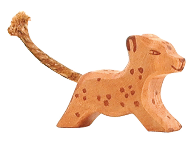 Leopard klein laufend