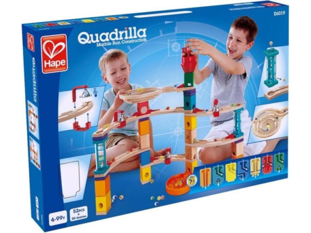 QUADRILLA Aus der Burg entkommen
