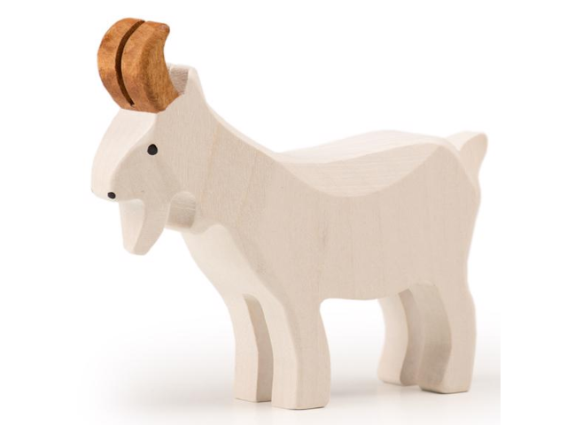 Ziegenbock stehend weiss