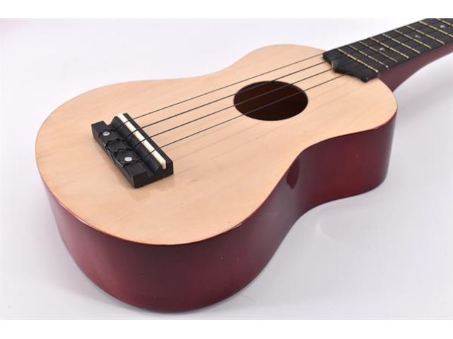 Mini-Gitarre (Ukulele) - 0