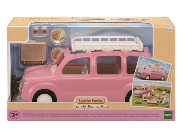 Familienauto mit Picknickzubehör